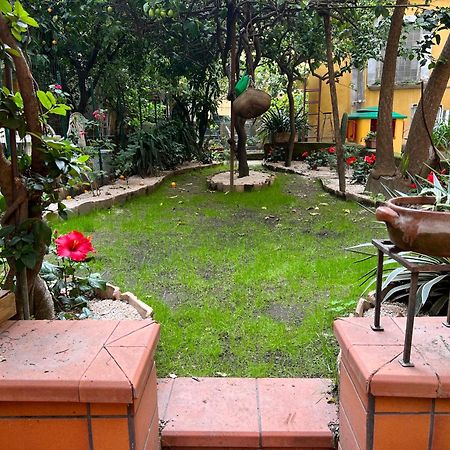 Апартаменты La Limonaia Di Chiaia Неаполь Экстерьер фото